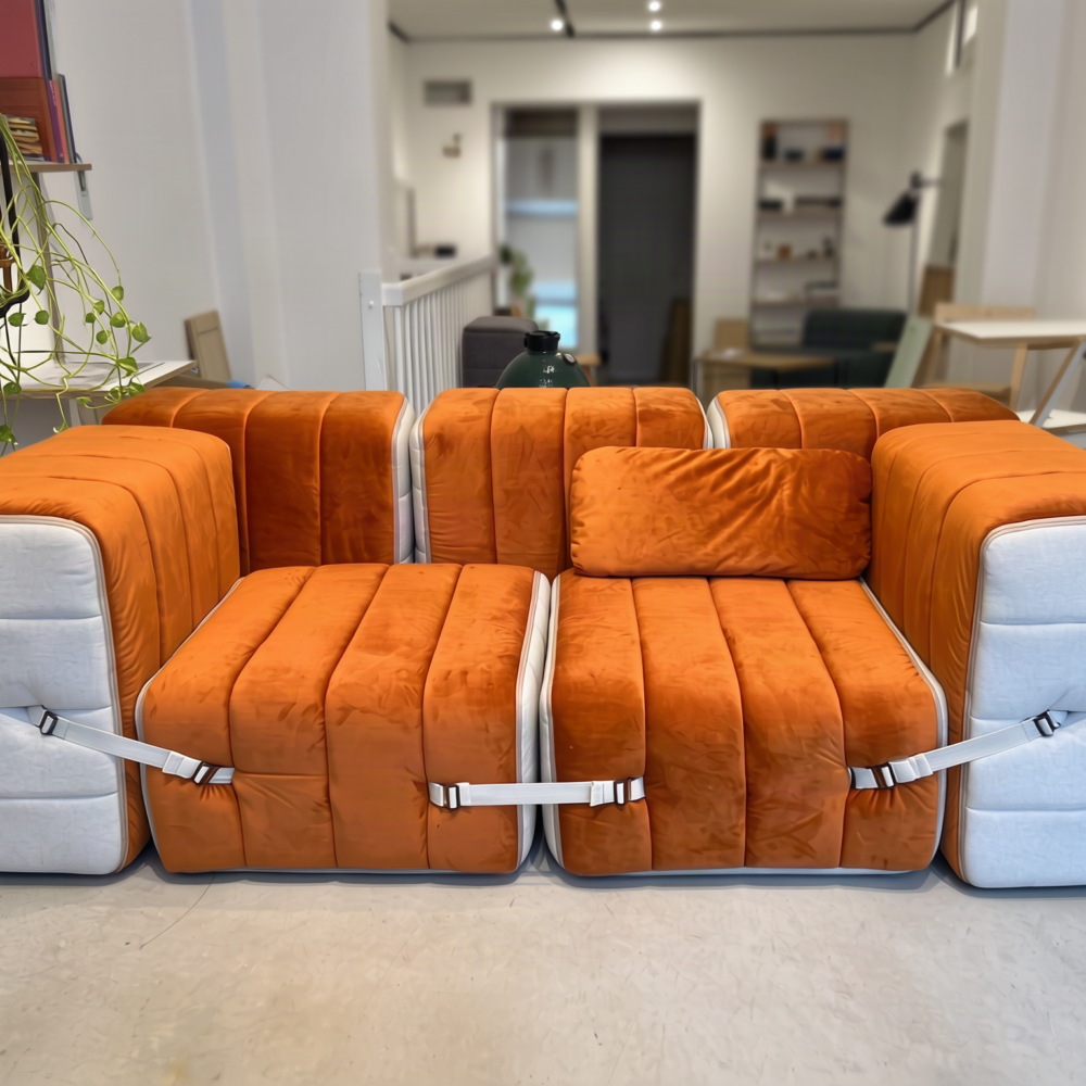 Curt artículo de exposición – sofá modular con cojín en Barcelona Russet (rojo) y Jet 9110 (gris / beige) – 7 módulos - Imagen 5