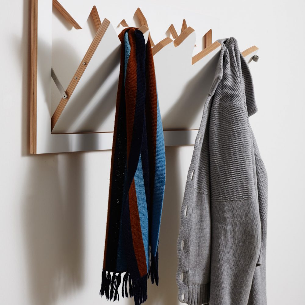 Perchero de pared Hillhäng con balda blanco – detalle 4